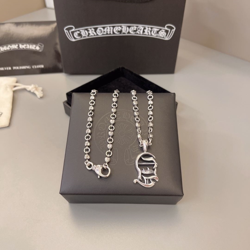 Ch**me He**ts necklaces